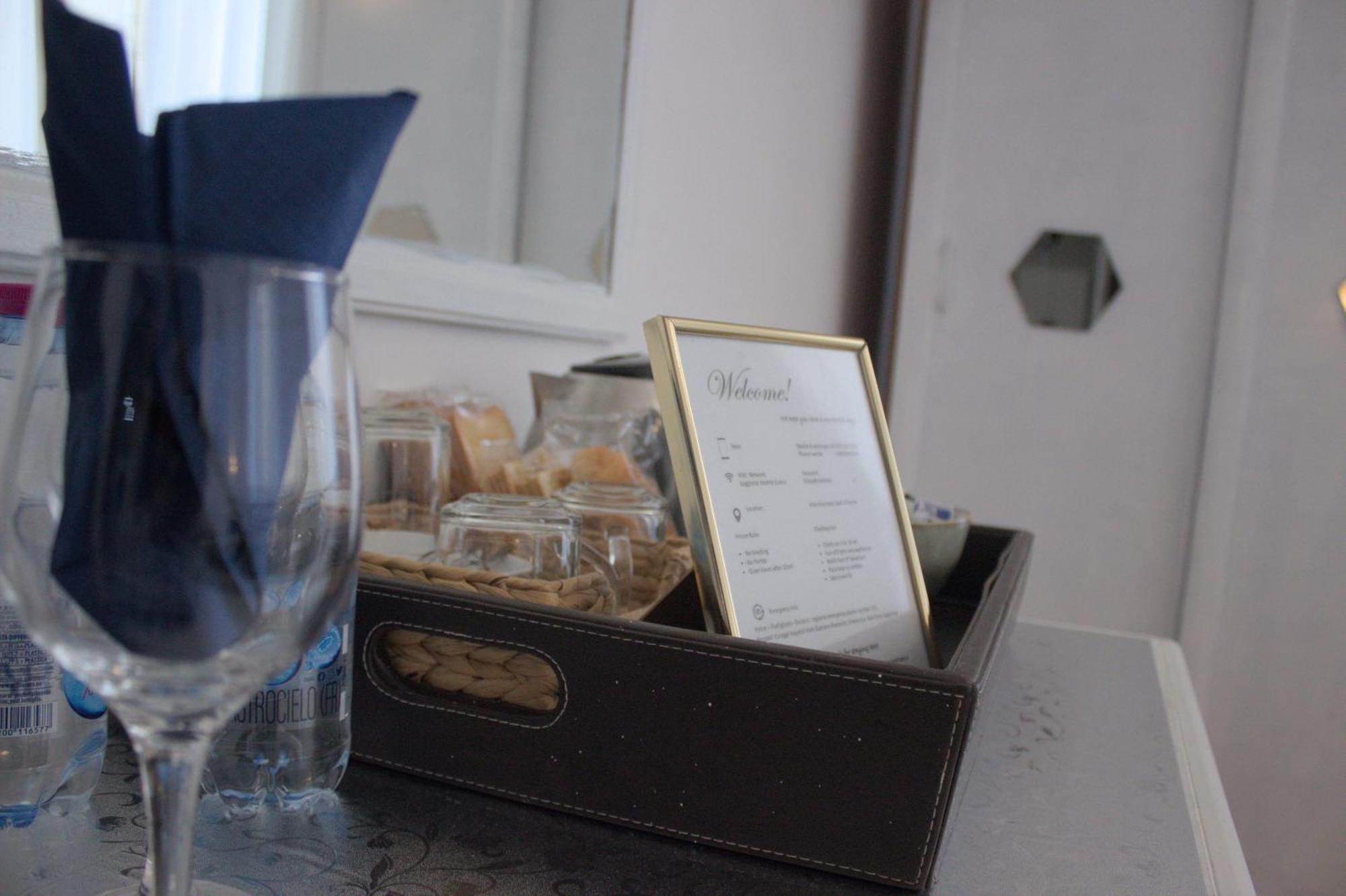 ซอจจอร์โน มาดริด Bed & Breakfast ฟลอเรนซ์ ภายนอก รูปภาพ