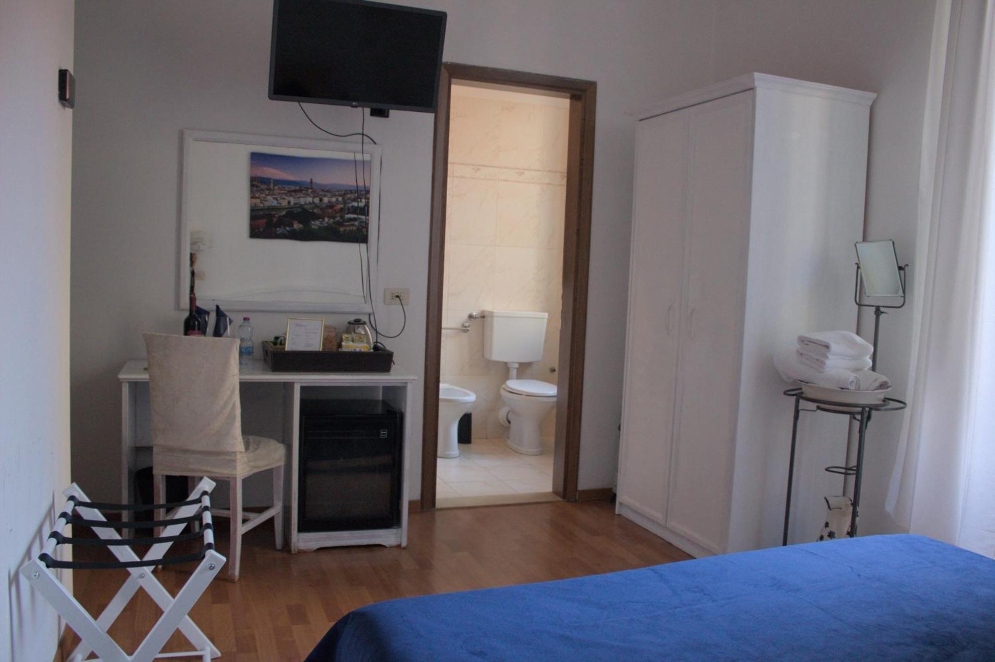 ซอจจอร์โน มาดริด Bed & Breakfast ฟลอเรนซ์ ภายนอก รูปภาพ