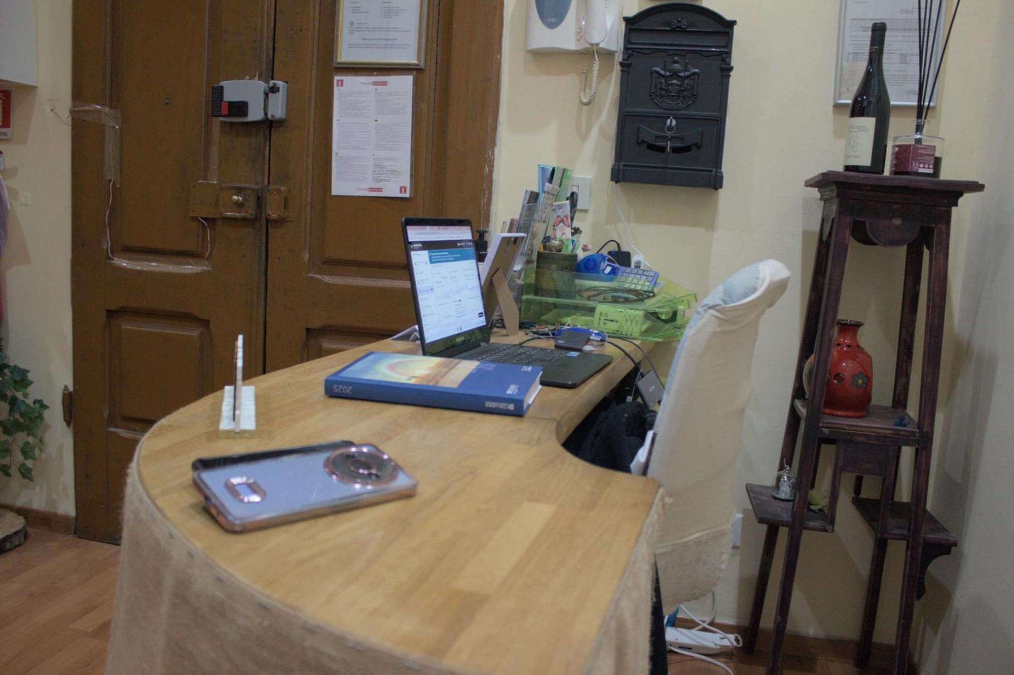 ซอจจอร์โน มาดริด Bed & Breakfast ฟลอเรนซ์ ภายนอก รูปภาพ